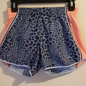 NWOT Patterned Nike Tempo Running Shorts